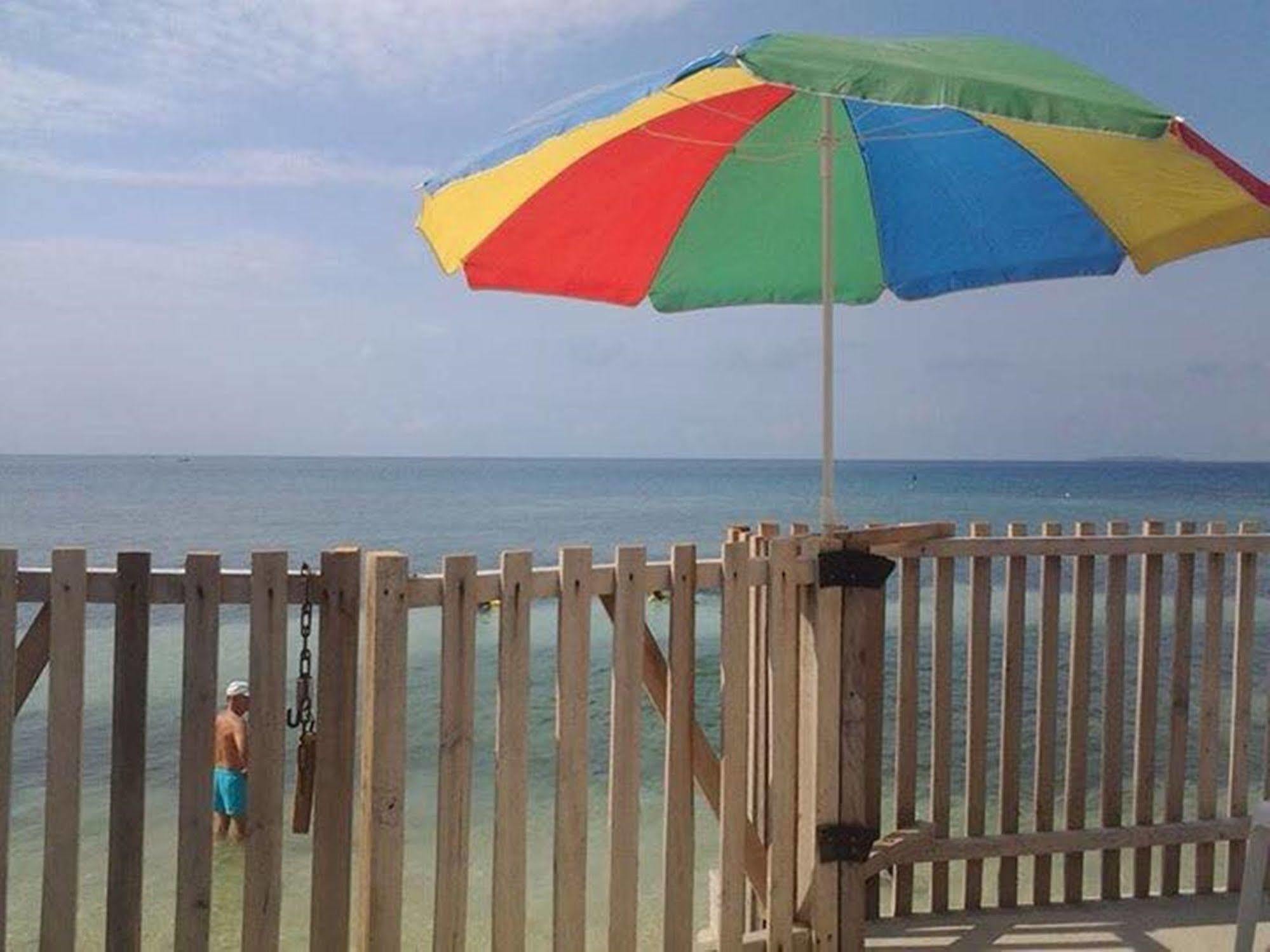 Cronin Residence Resort Oslob Zewnętrze zdjęcie